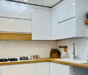 کابینت های گلاس مدرن اقساطی مدل براق سفید 002 ویژه بازنشستگان