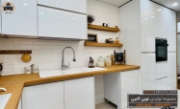 کابینت های گلاس مدرن اقساطی مدل براق سفید 002 ویژه بازنشستگان